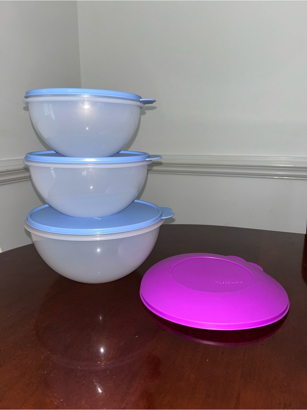 tupperware wonderlier 3pc set + extra lid
